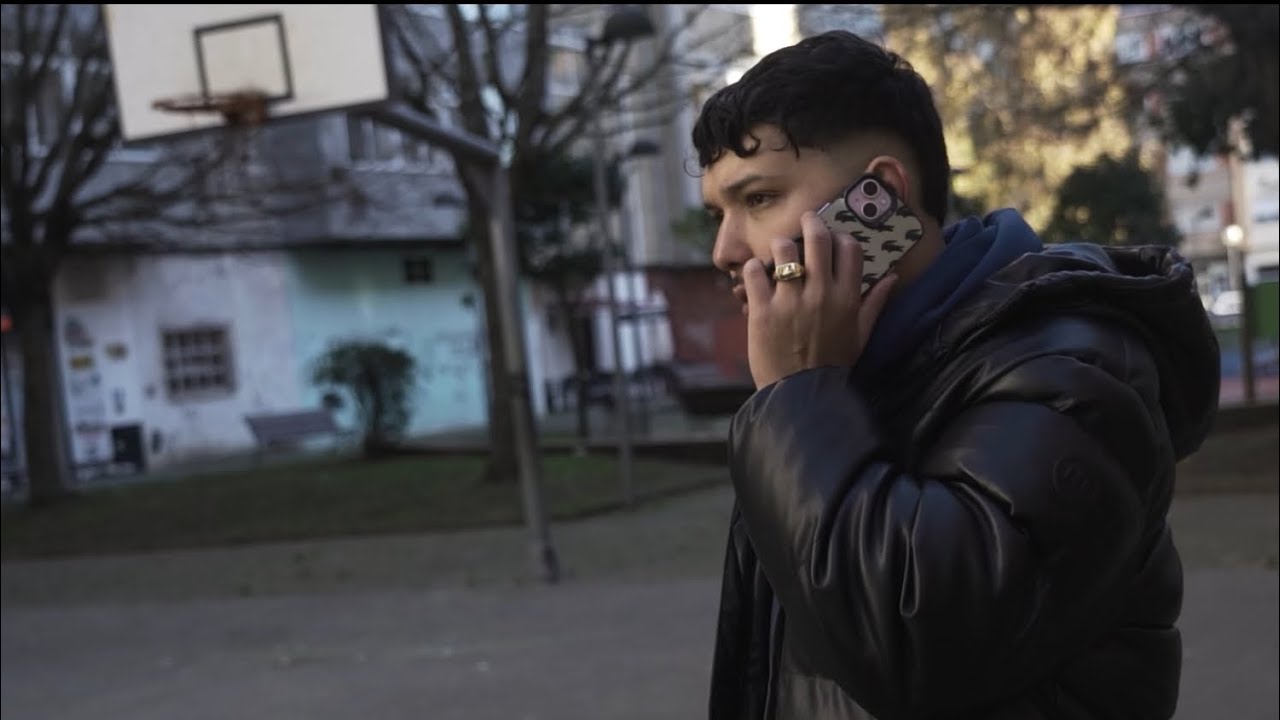 Young RZ - Otra Gente (Official Music Video)