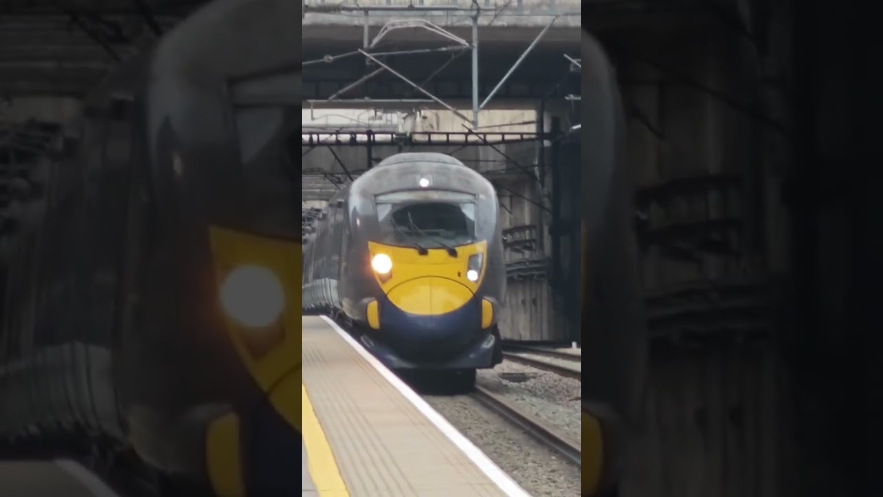 Southeastern Highspeed Class 395 arriving Stratford International#london #hs1 #uktrain #southeastern