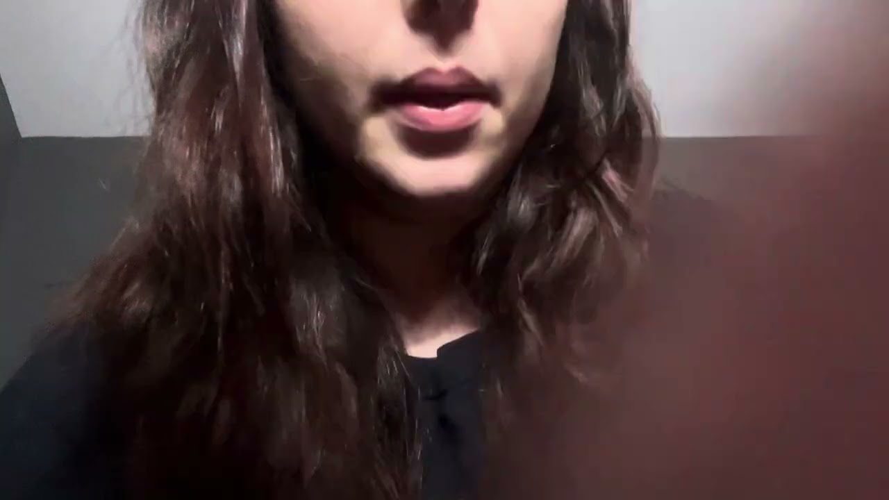 Asmr doing your makeup with wrong props🎀