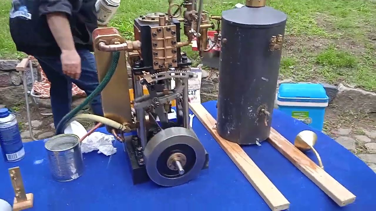 stehende 2 PS-Dampfmaschine - Test Kondensatorbetrieb
