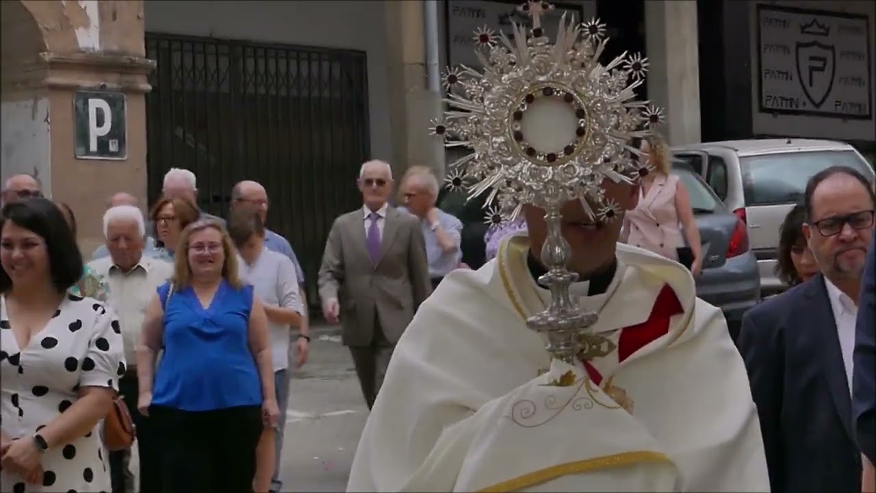 La fiesta del CORPUS CHRISTI vuelve a celebrarse tras la pandemia  en Jaraíz de la Vera (Cáceres)