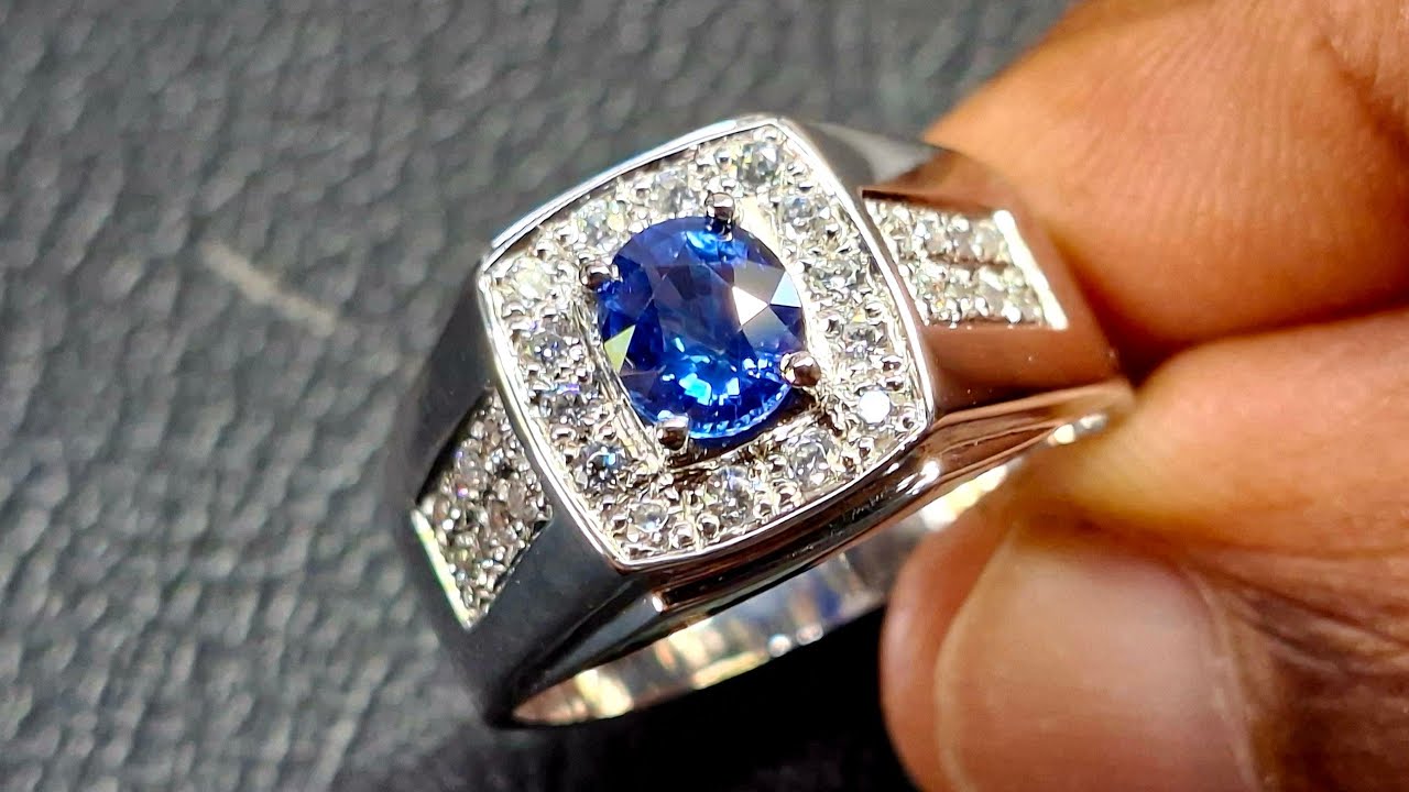 Handmade: Gent's Ring with Natural Blue Sapphire