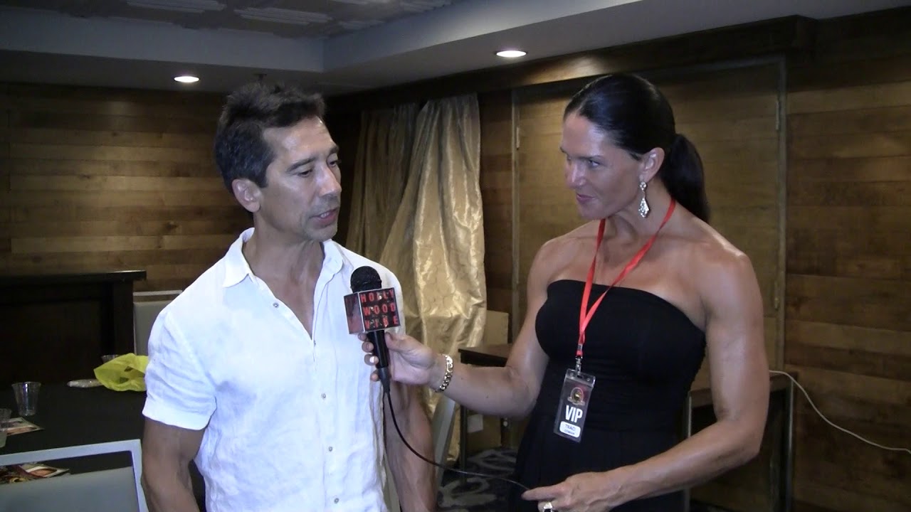 Traci Lynn Cowan with Keith Cooke at Mortal Kombat Reunion.