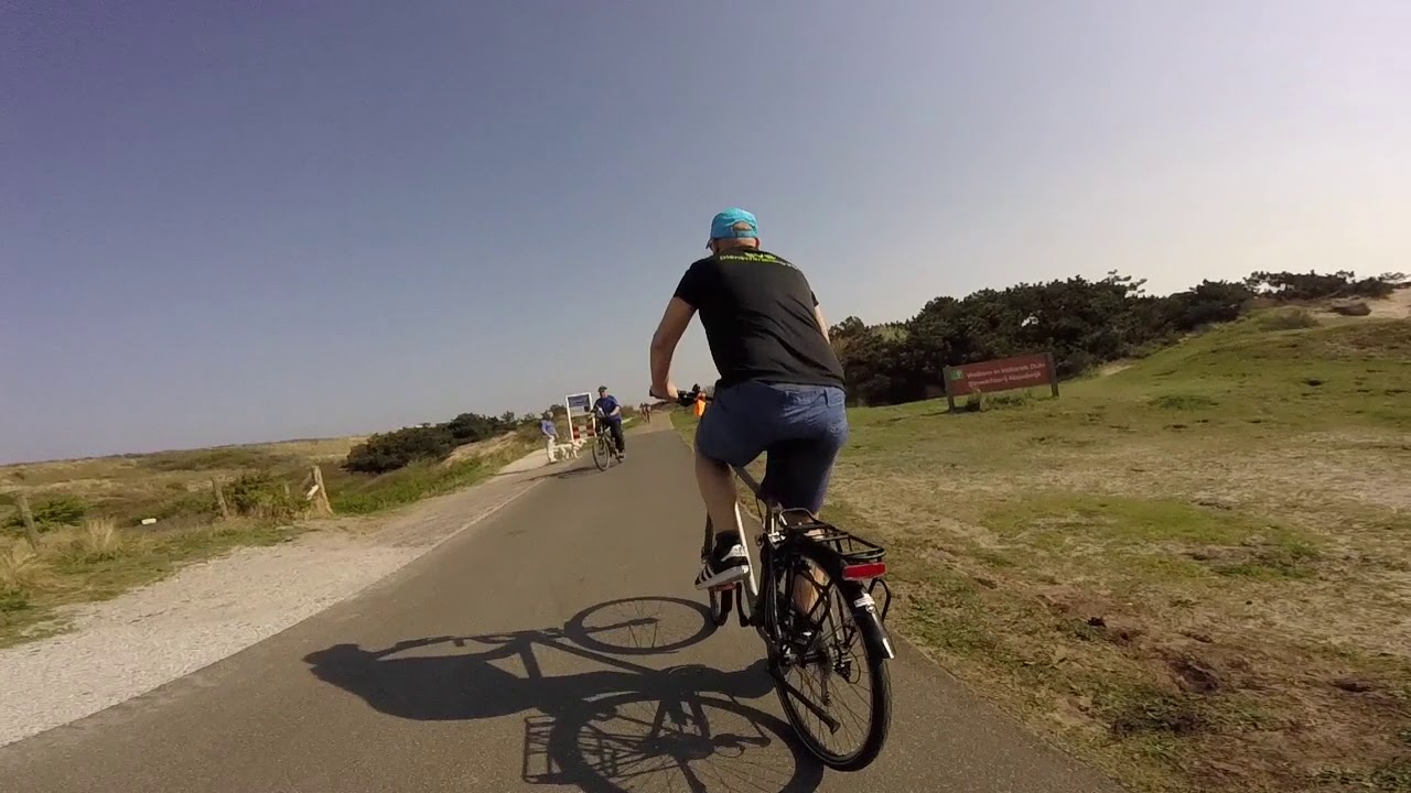 Fietsen door Oegstgeest, Katwijk, Langevelderslag en langs de Keukenhof