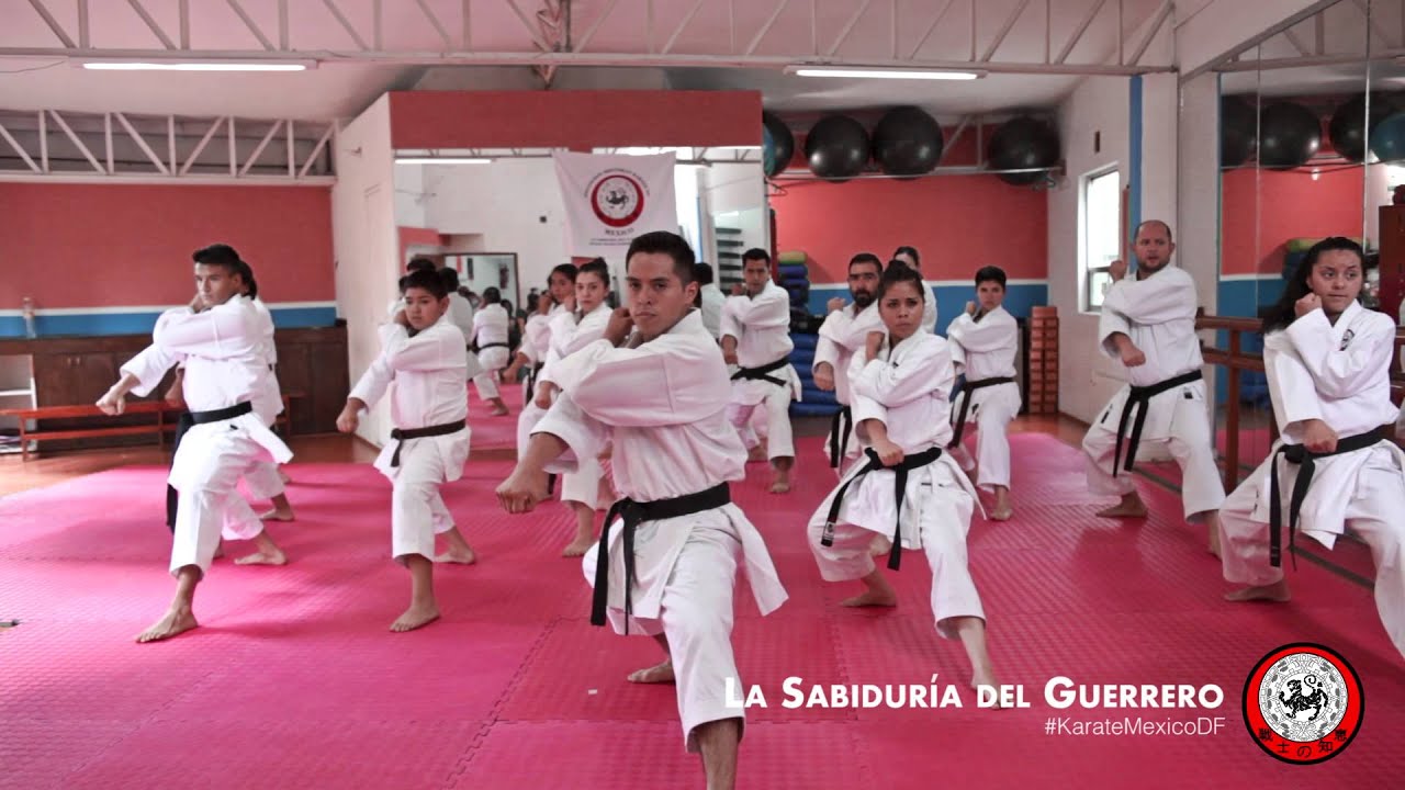 Clase de Karate específica de kata de competencia en La Sabiduría Del Guerrero - México DF