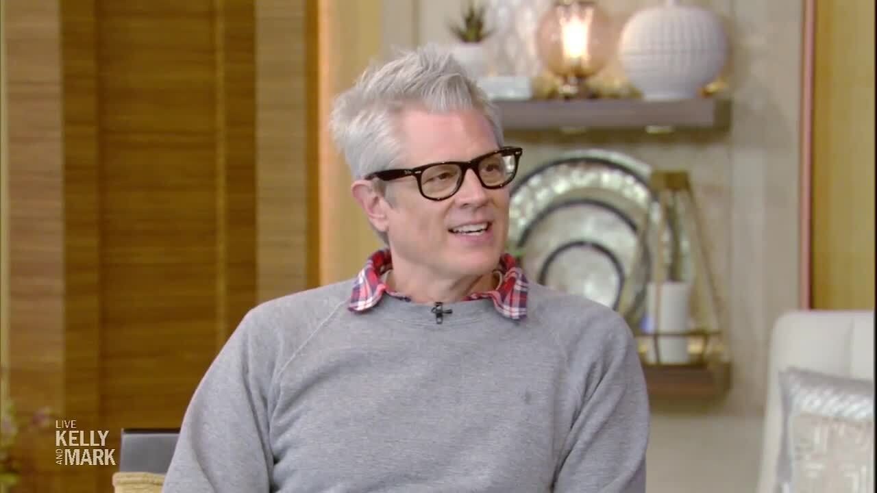 Johnny Knoxville Is a Silver Fox/Jamie Lee Curtis Lookalike