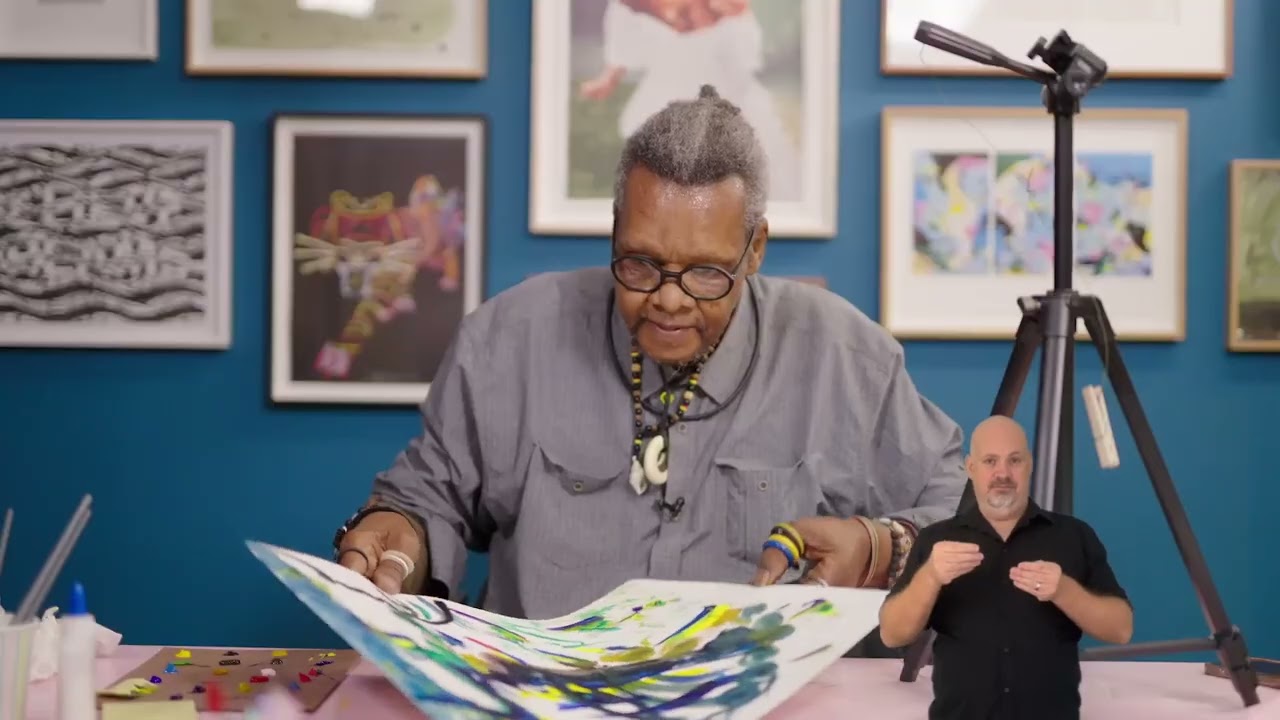 ЛОННИ ХОЛЛИ ЗА ПРЕДЕЛАМИ КОРОБКИ