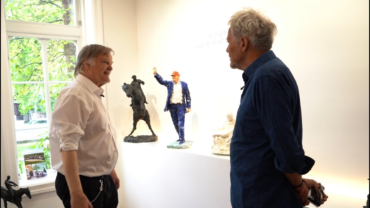 Kunsthistorikeren Tommy Sørbø snakker med Skjølsvik om hans kunstnerskap.