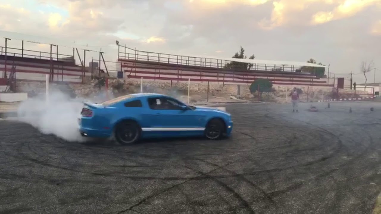 First Time Drifting in Shelby 740hp