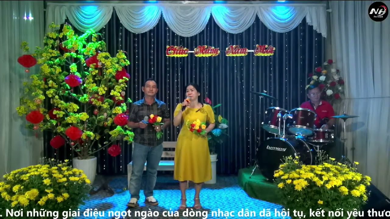 NGỜI ĐI NGOÀI PHỐ // TRỌNG HIẾU & KIM DIỆU // CLB NGUYỄN HUY