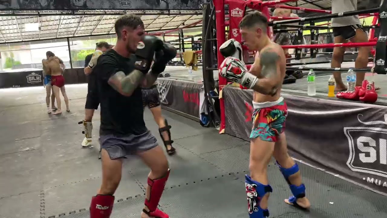 Muay Thai Sparring at Silk Muay Thai