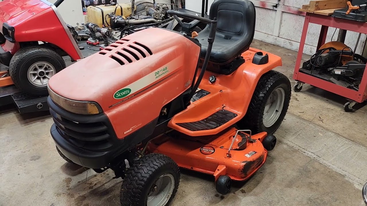 A free abandoned Scotts / John Deere 20 HP Lawn Tractor. Will it ever run? Part 1