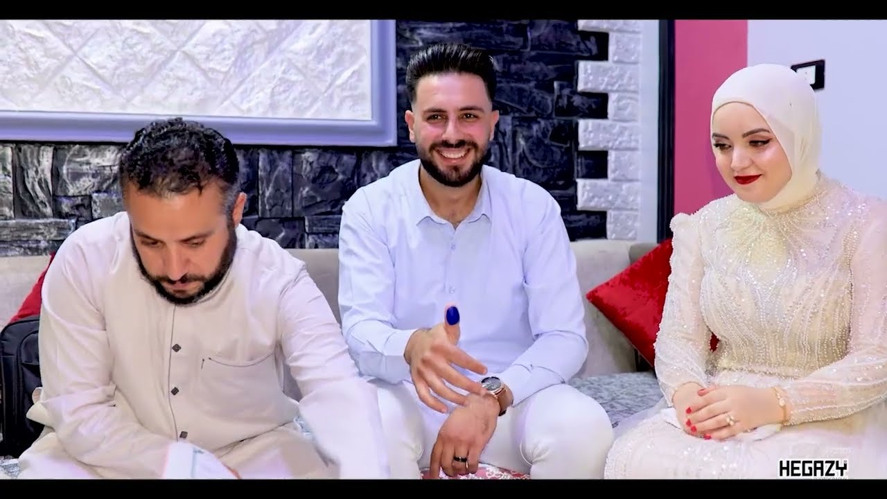 العريس بكى من فرحته فى لحظة كتب الكتاب والعروسة عيطت جامد