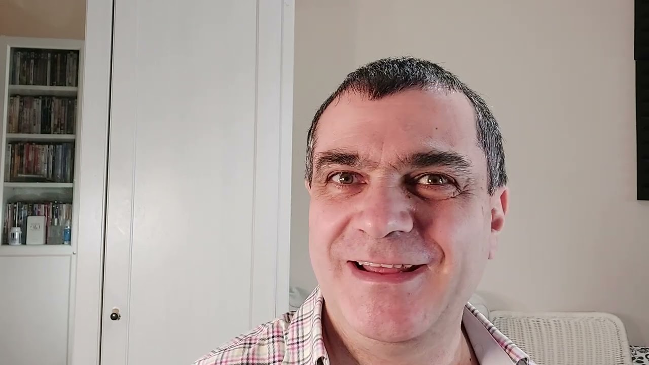 Andi Zeneli zbulon se gjuha Greke eshte dialekti Graikos i Messapeve ne Kalabri, gjuha e Herodotit