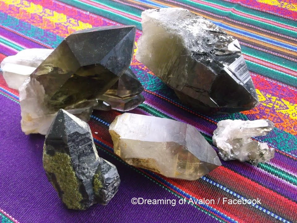 Smoky Quartz - The Dark and Mysterious Crystal