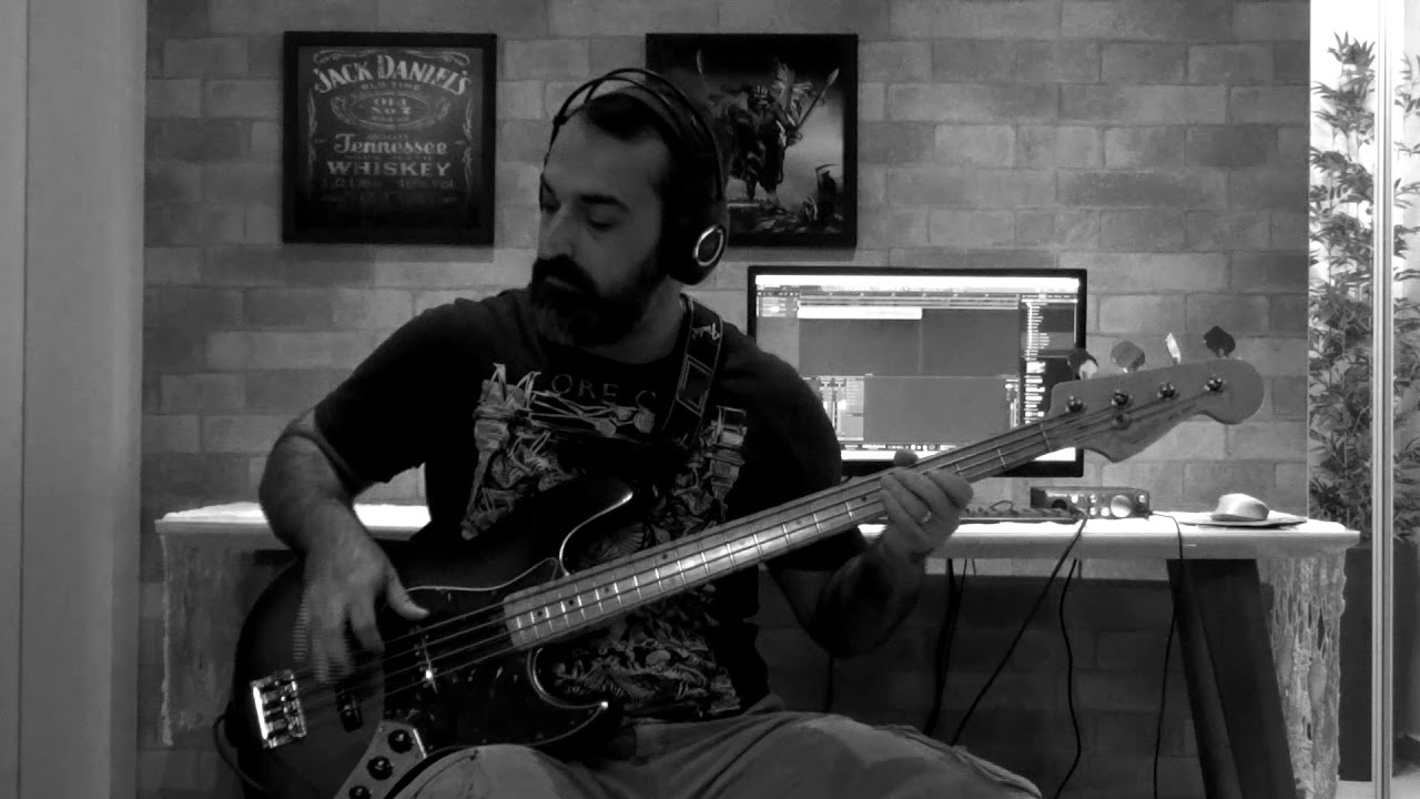 Blind Guardian - Mirror mirror - Bass cover (HD) by Glauco Marcon