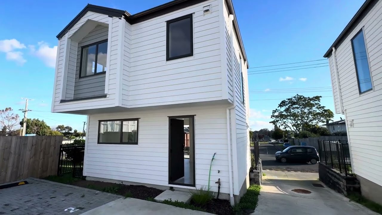 2/107 Porchester Road Papakura