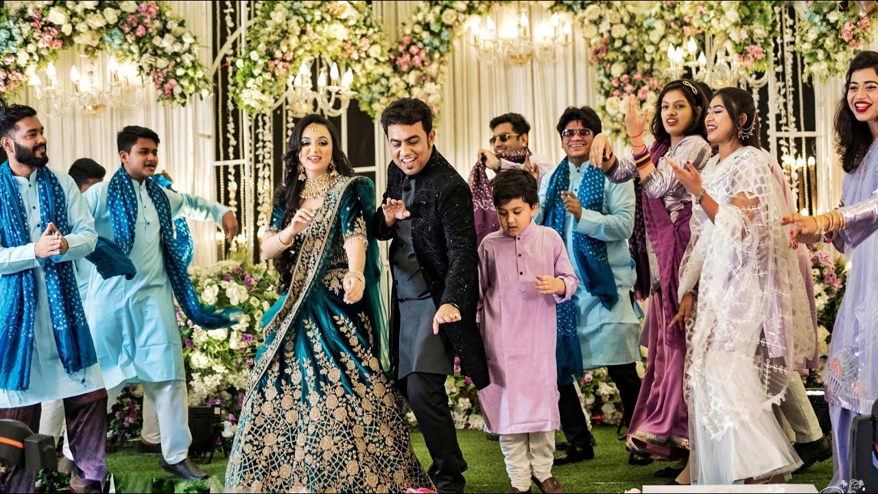 OUR WEDDING DIARY ll THE STARRY SANGEET II SHAIKAT & LABIBA II FULL VIDEO II DREAM WEAVER