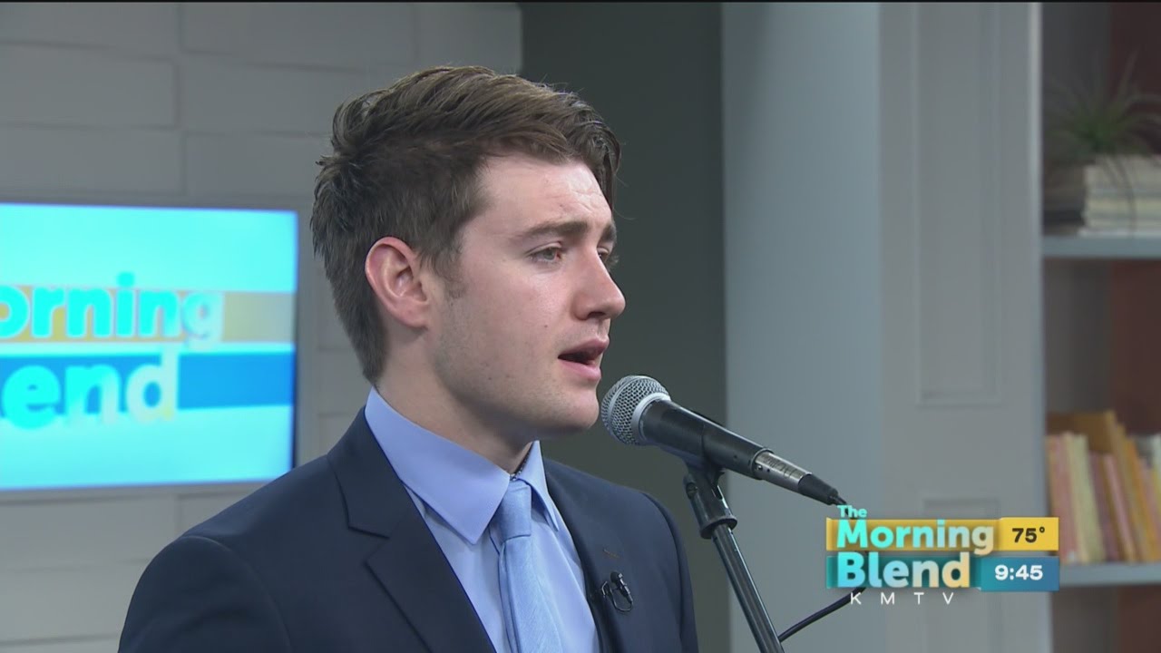 Emmet Cahill Performs Live