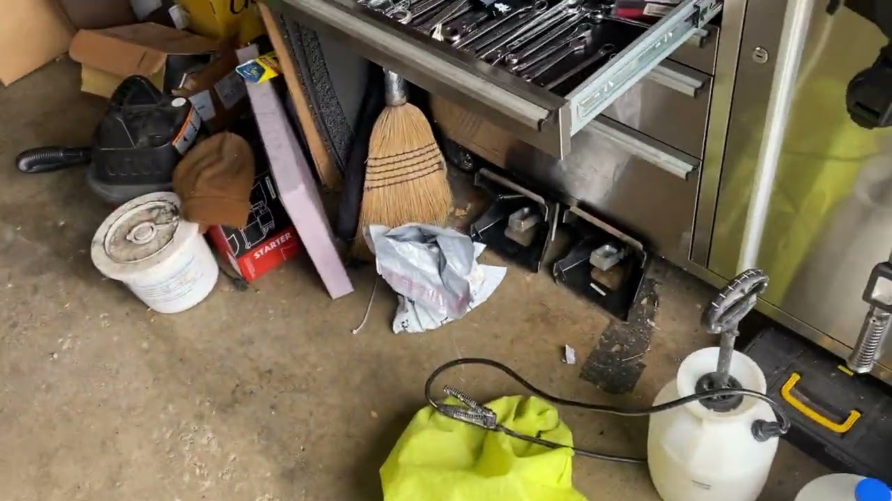 Mercedes gl450 hood open bypass.