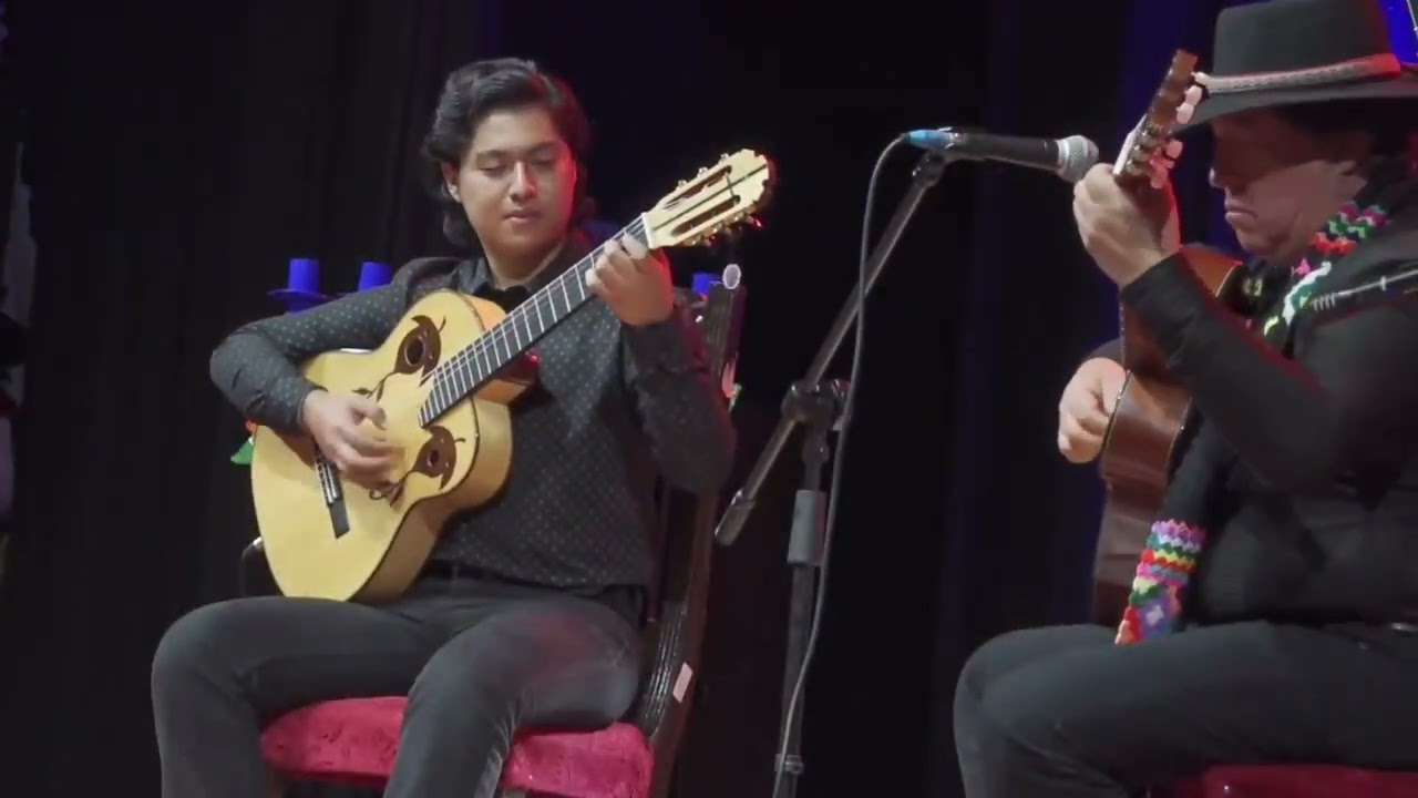 JULIO HUMALA junto a su hijo rinde homenaje a Ractako  CON UN CONTRAPUNTO DE GUITARRAS