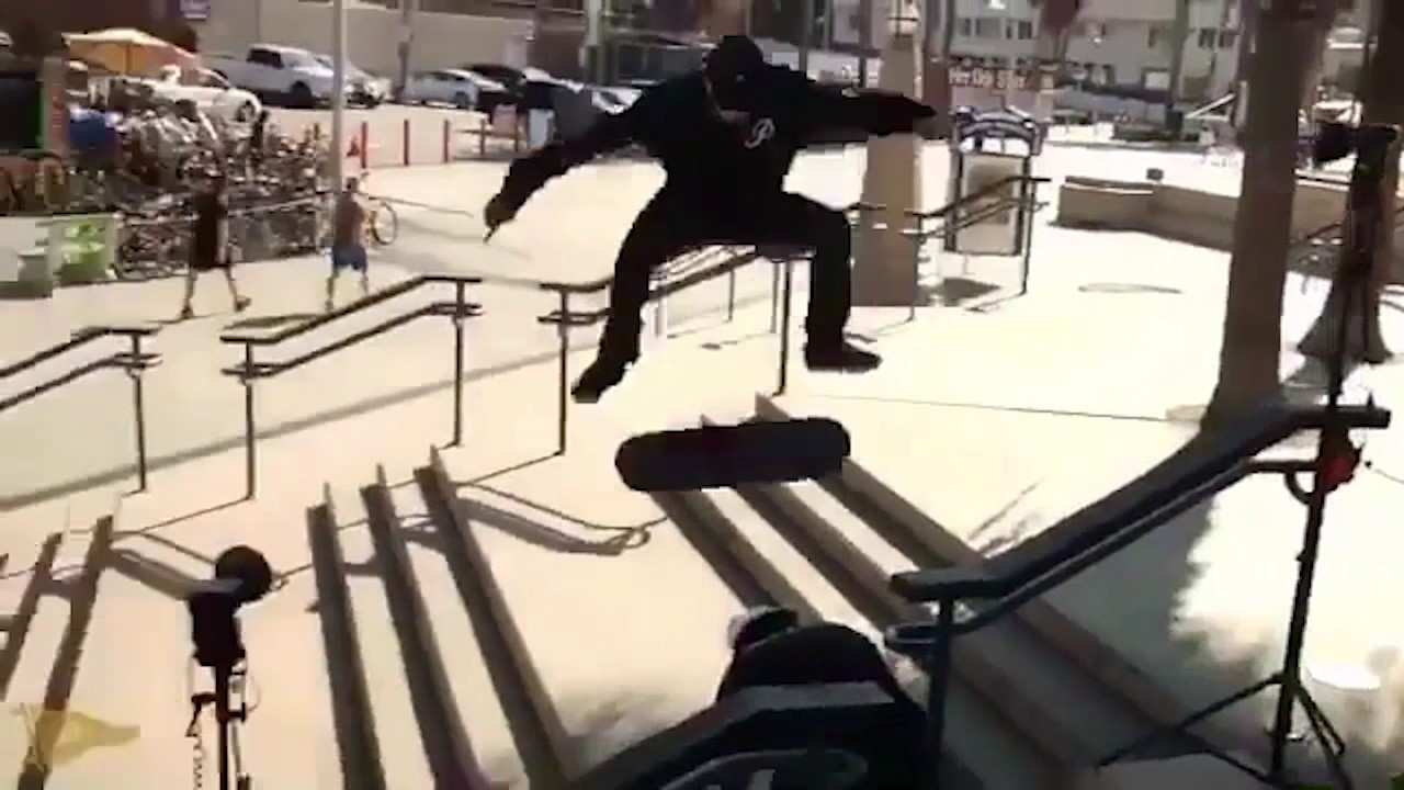 Diego Najera - Nollie 360 Flip Santa Monica Triple Set // 2016 TRICK OF THE YEAR Kelly Approved