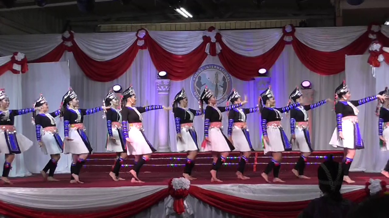 Fresno Hmong International New Year 2017: Group6: Nkauj Ntxuam Dej