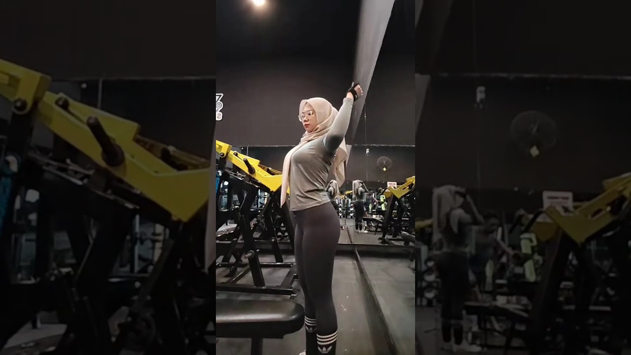 mamah muda cantik lagi ngegym #hijab #gym #lifestyle