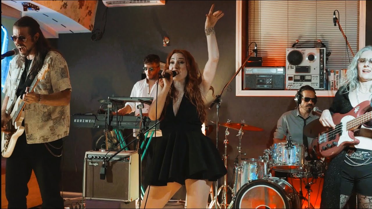pLAY The Band   LIVE Session