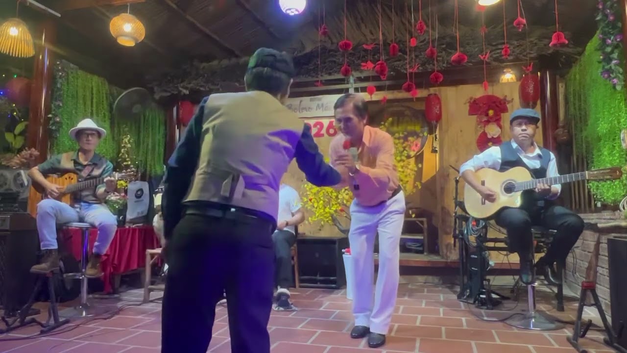 Câu Chuyện Đầu Năm- ST- Hoài An- Khánh Phương Hát Live Bolero Mái Lá 