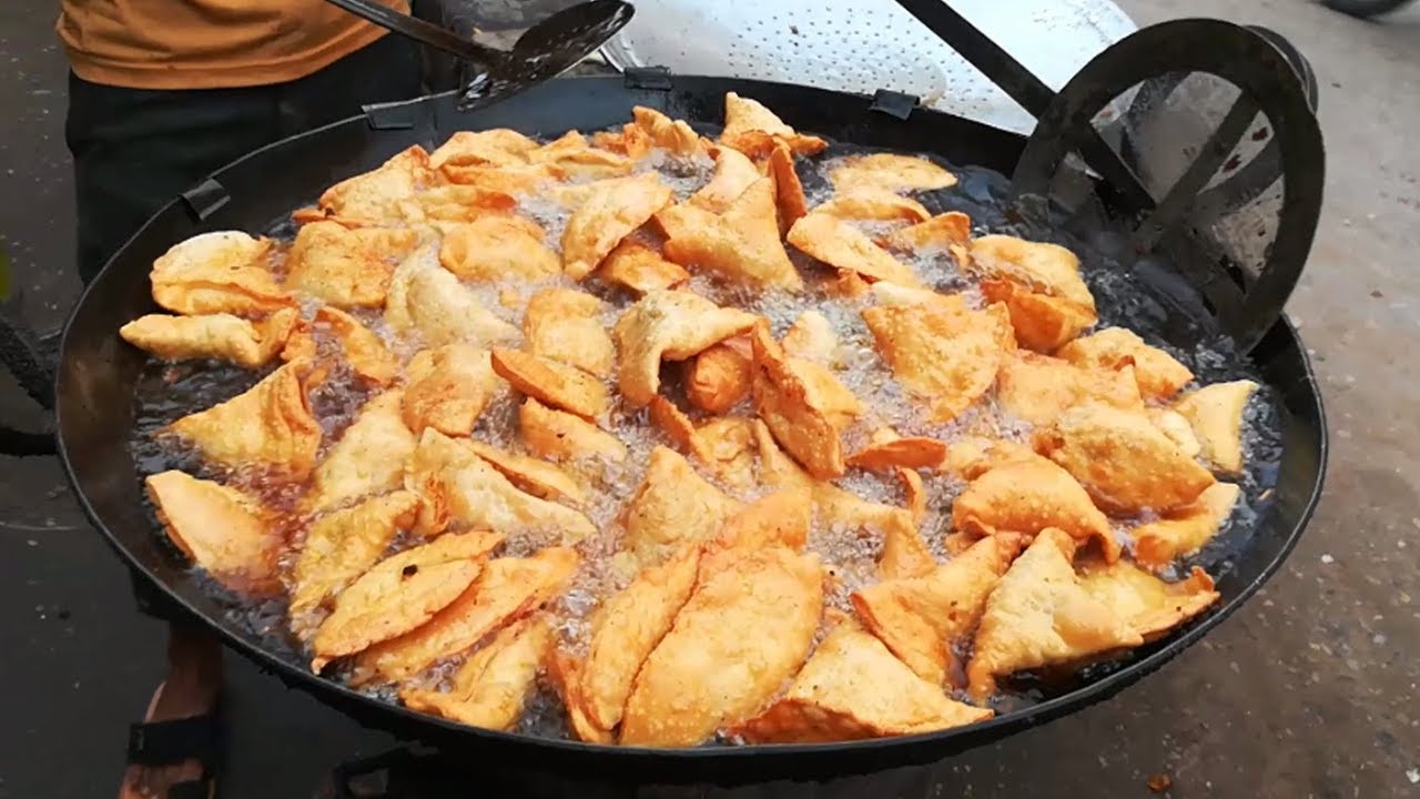 Ramadan Iftar Street Food Special | SAMOSA - PAKORA | Street Food Pakistan!