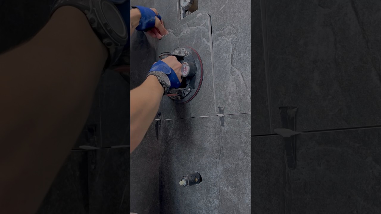 Как обокрасть заказчика 👌#плиточник #tile #эпоксидка #заусовка #45градусов #shorts