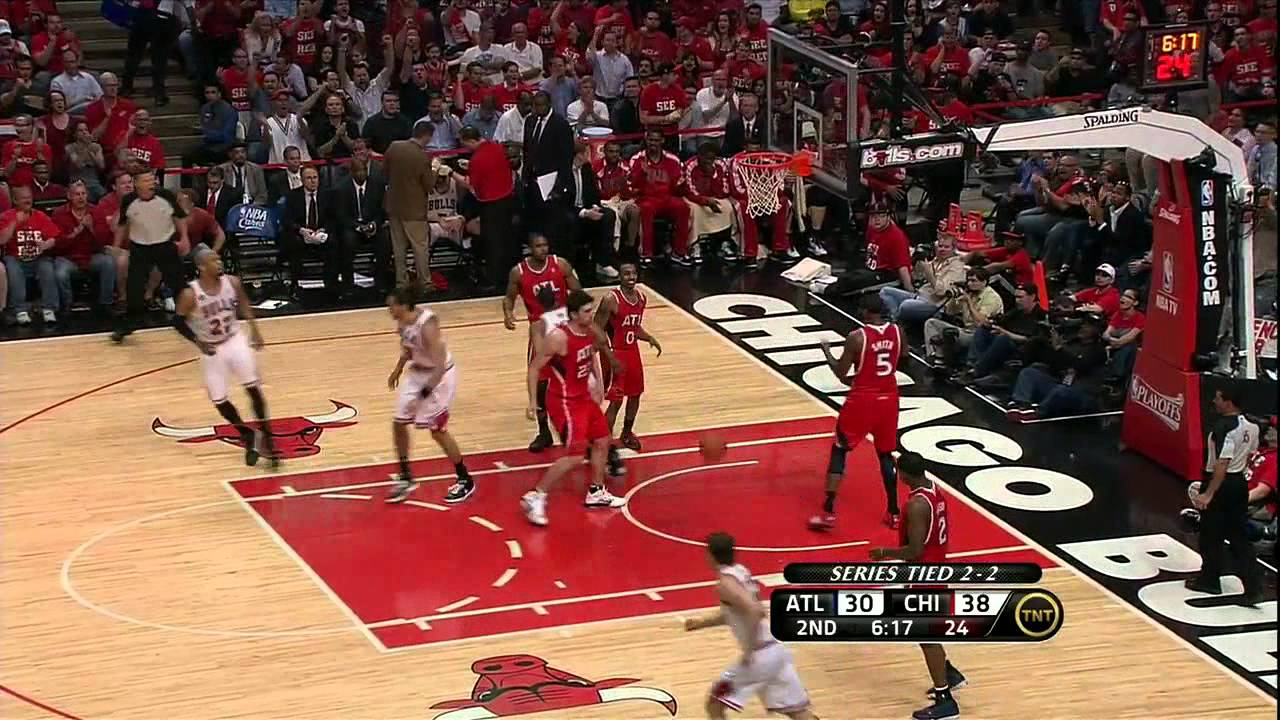 05.10.2011 - D-Rose @ Atlanta Hawks - 2011 Playoffs Game 5