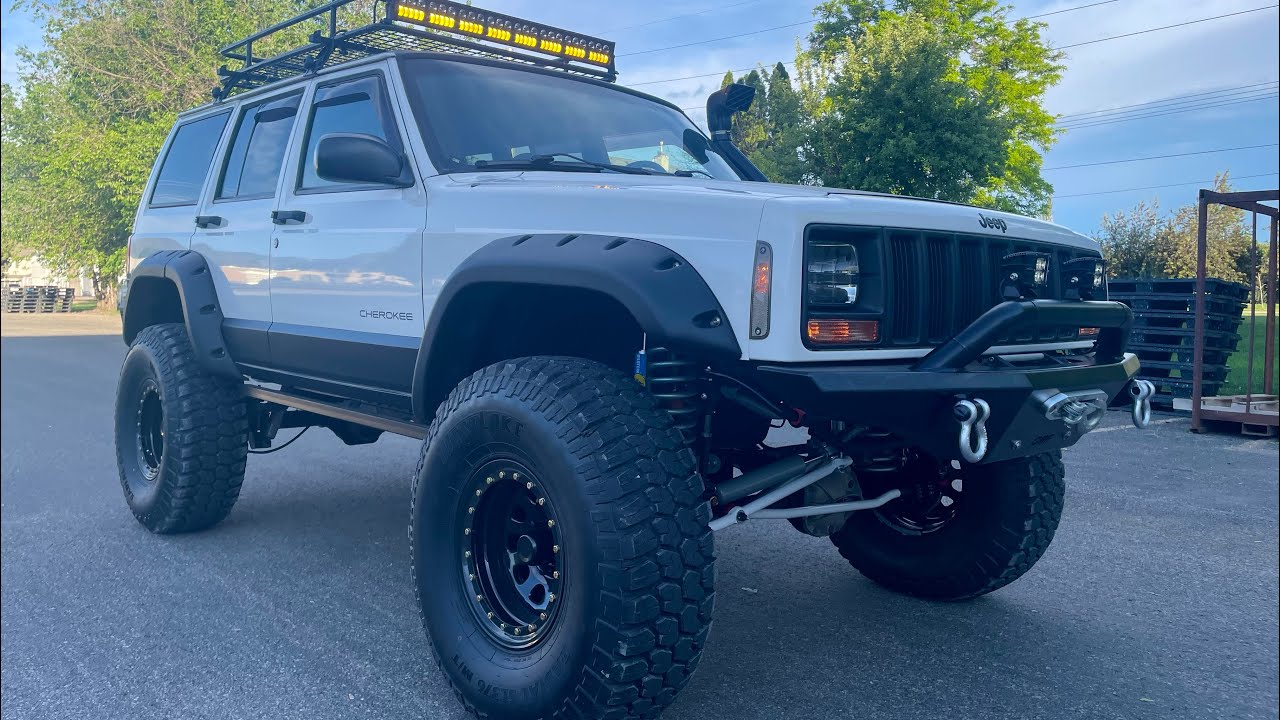 1998 Jeep Cherokee XJ SUPER CLEAN!