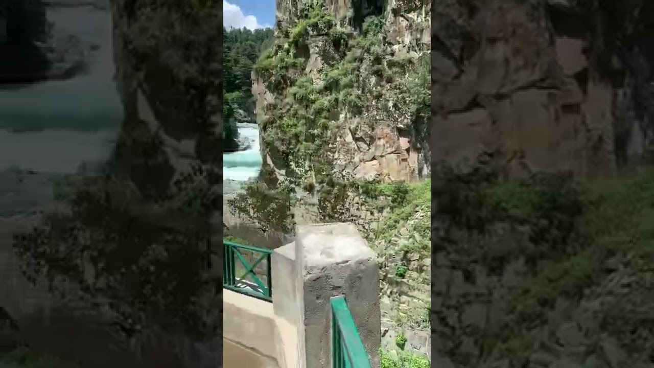 Aharbal Falls in South Kashmir!It is the most stunning waterfall of Kashmir!