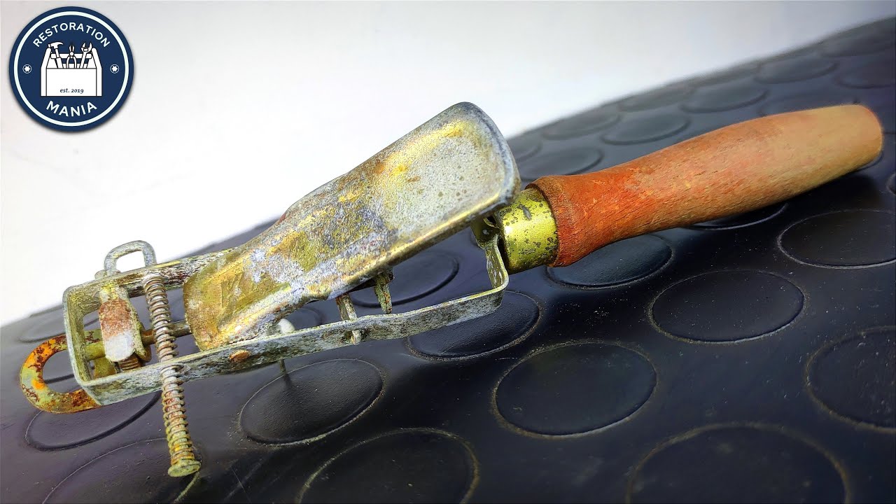1977 Vintage Kitchen Lighter Restoration