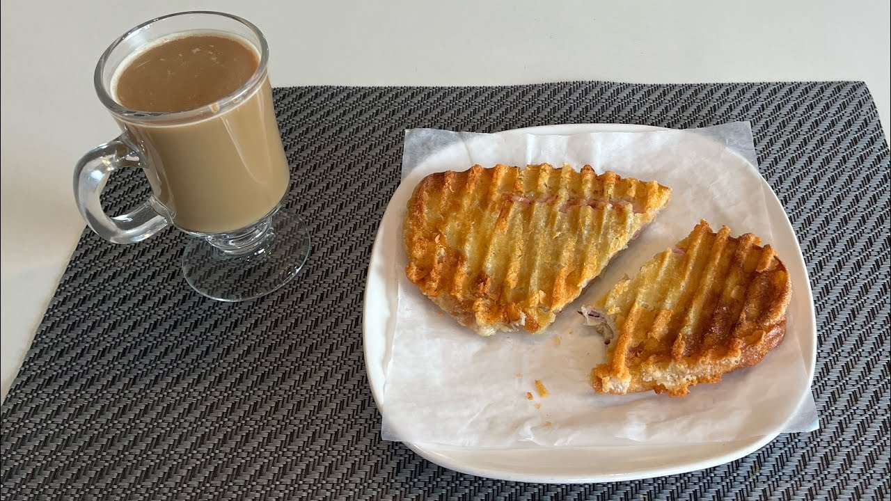 Esmeralda a fazer Tosta Mista - Portuguese Ham & cheese sandwich recipe