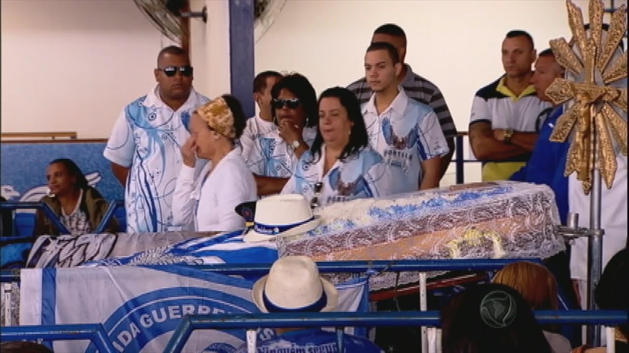 Corpo de Marcos Falcon é enterrado no Rio de Janeiro