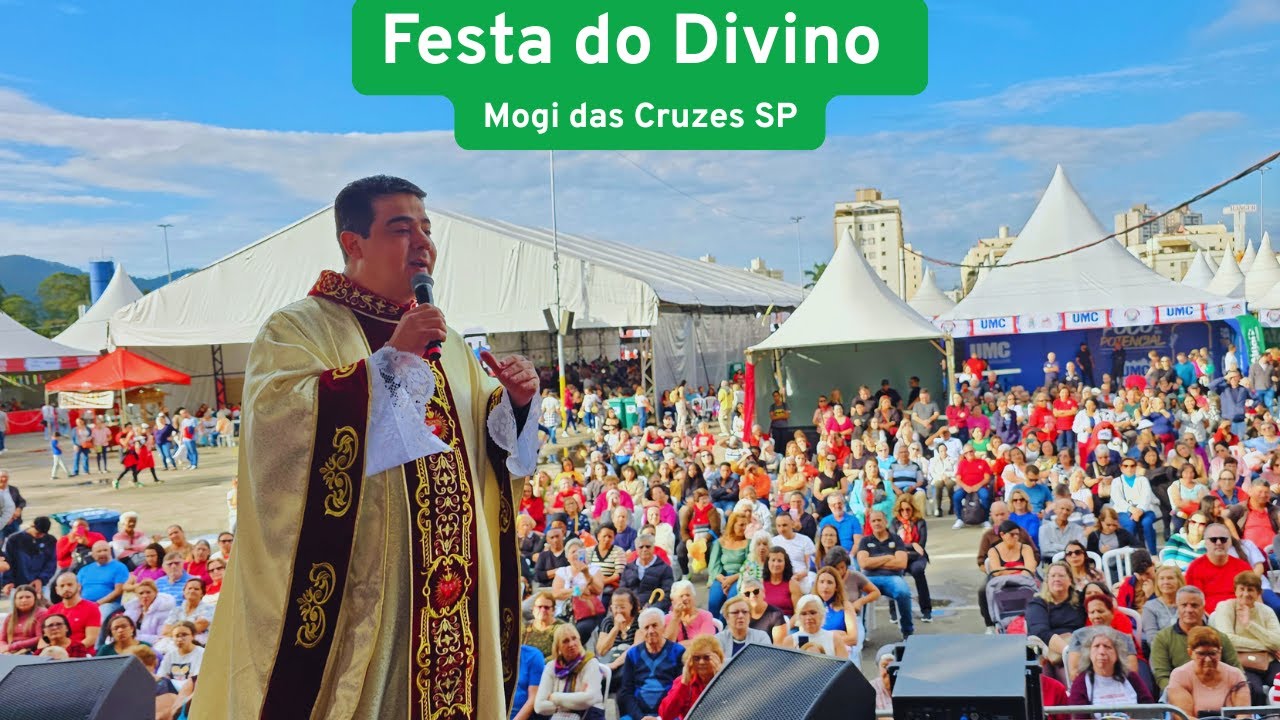 Padre Robson de Oliveira celebra Missa do Divino em Mogi das Cruzes