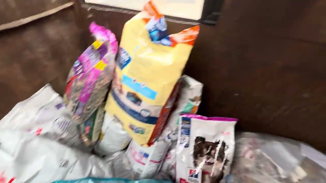 DUMPSTER DIVING SÚPER HALLAZGO😱#dumpsterdiving #loquetiranenusa 