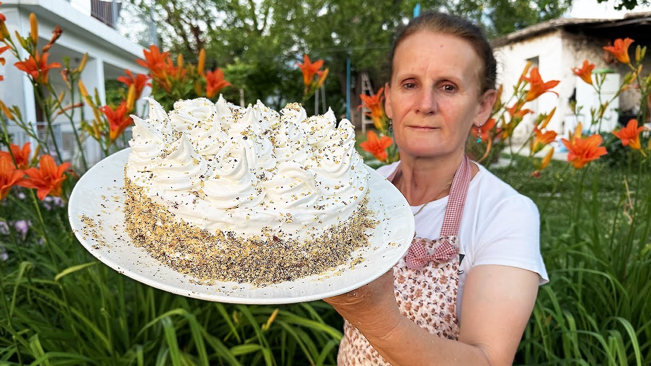 Albanian Communist-Era Cake | A Taste of the Past 🇦🇱🕰️🍰