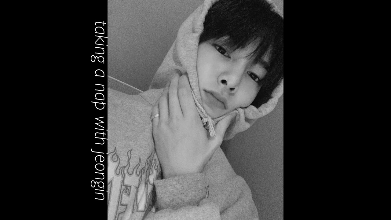 taking a nap with jeongin - [asmr][straykids]