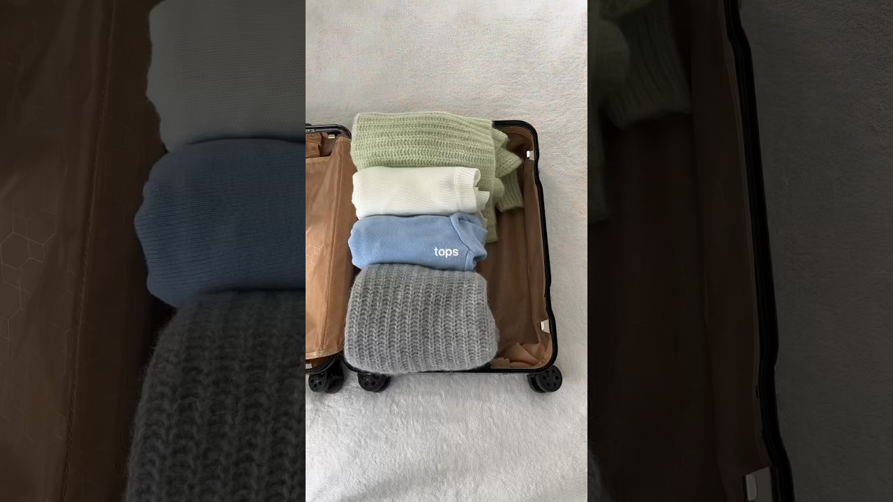 packing for a cozy holiday trip✈️  #aesthetic #vacation #packwithme #organization #christmas #shorts