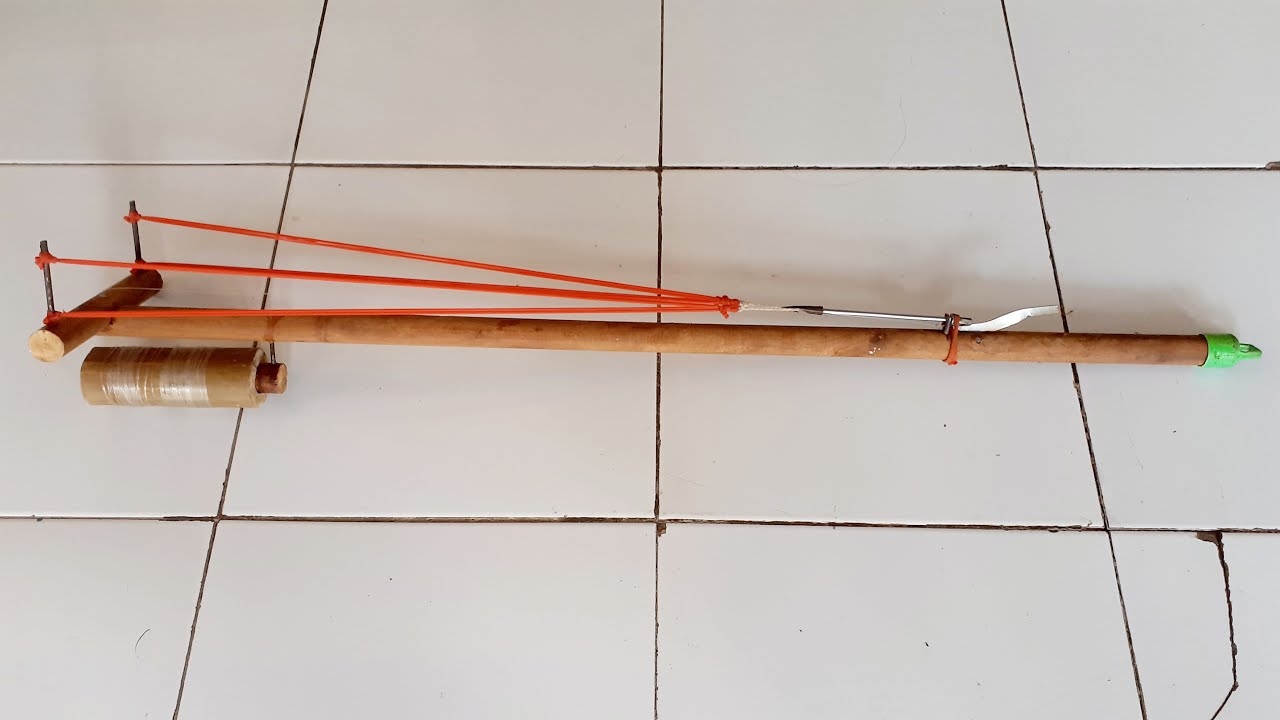 DIY SLINGSHOT Fish catapult from broom handle