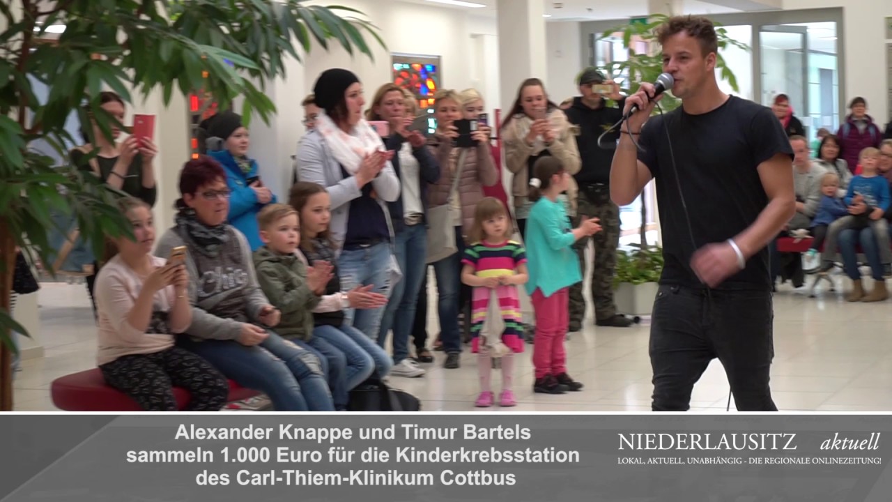 Alexander Knappe und Timur Bartels sammeln für die Kinderkrebsstation