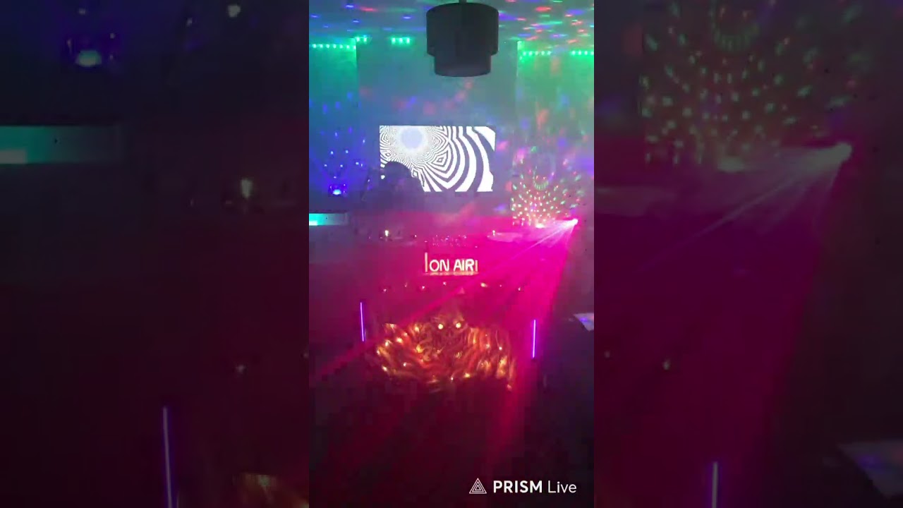 Hardcore rave Friday night biz 