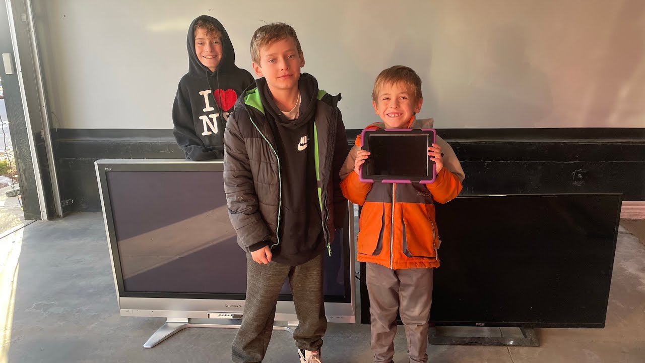 Rage Room Destroying TV’s and an IPad with a Soccer Ball and Hammer!