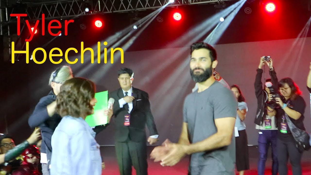 #APCCPH2017 Tyler Hoechlin moves fan to tears