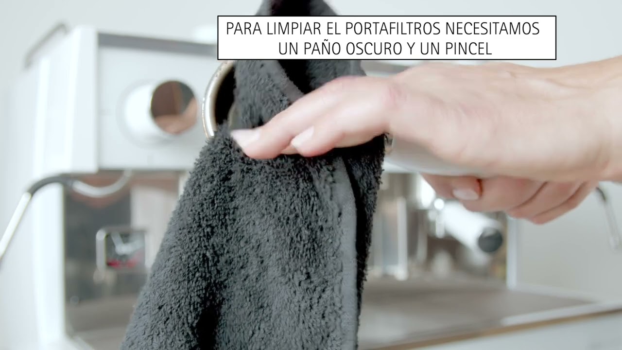 8 Limpieza de grupo y portafiltros