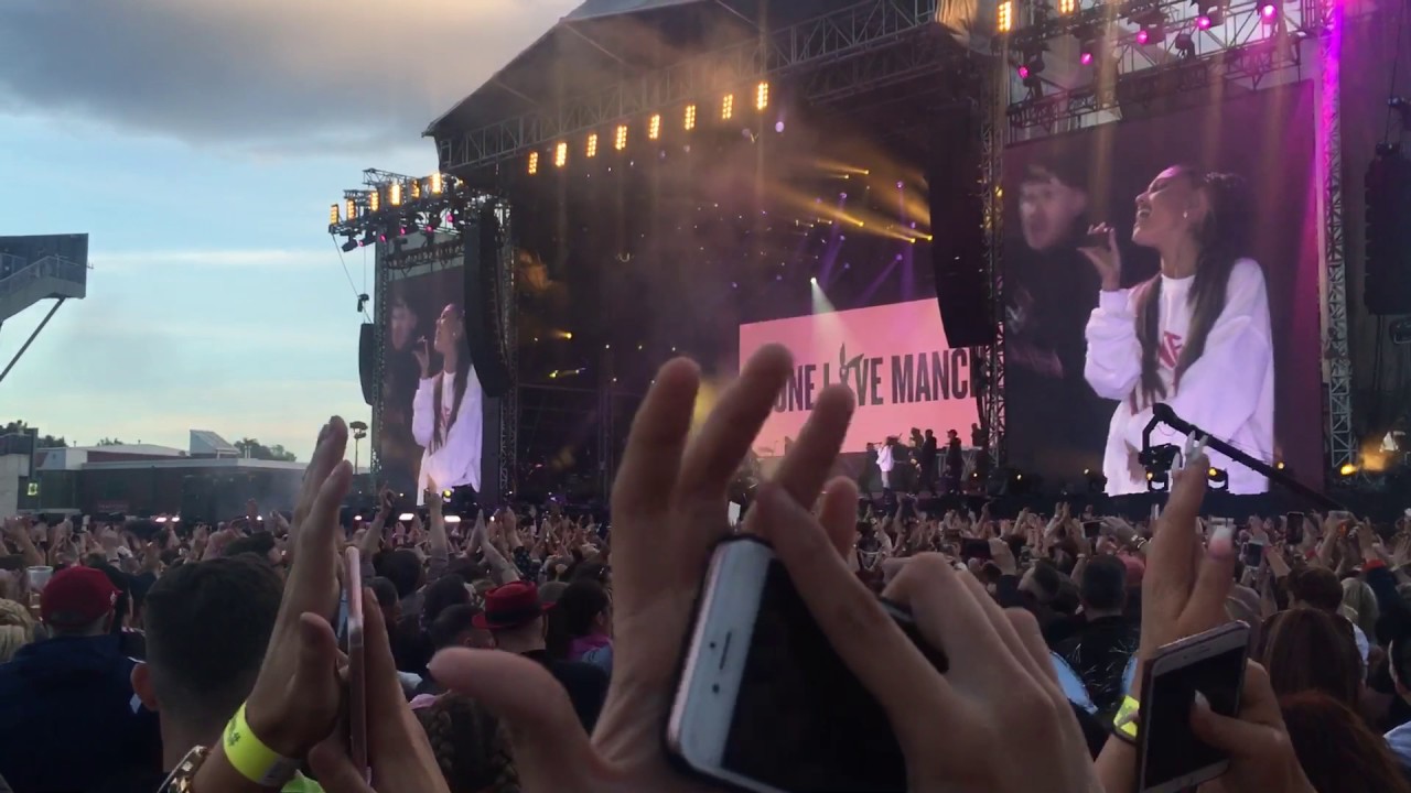 One love Manchester Ariana Grande Side to Side